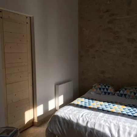 Le Mazet De Louis Apartment *